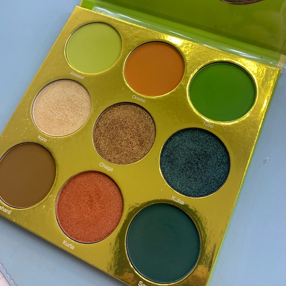 Juvias place Tribe palette - Picture 3 of 4